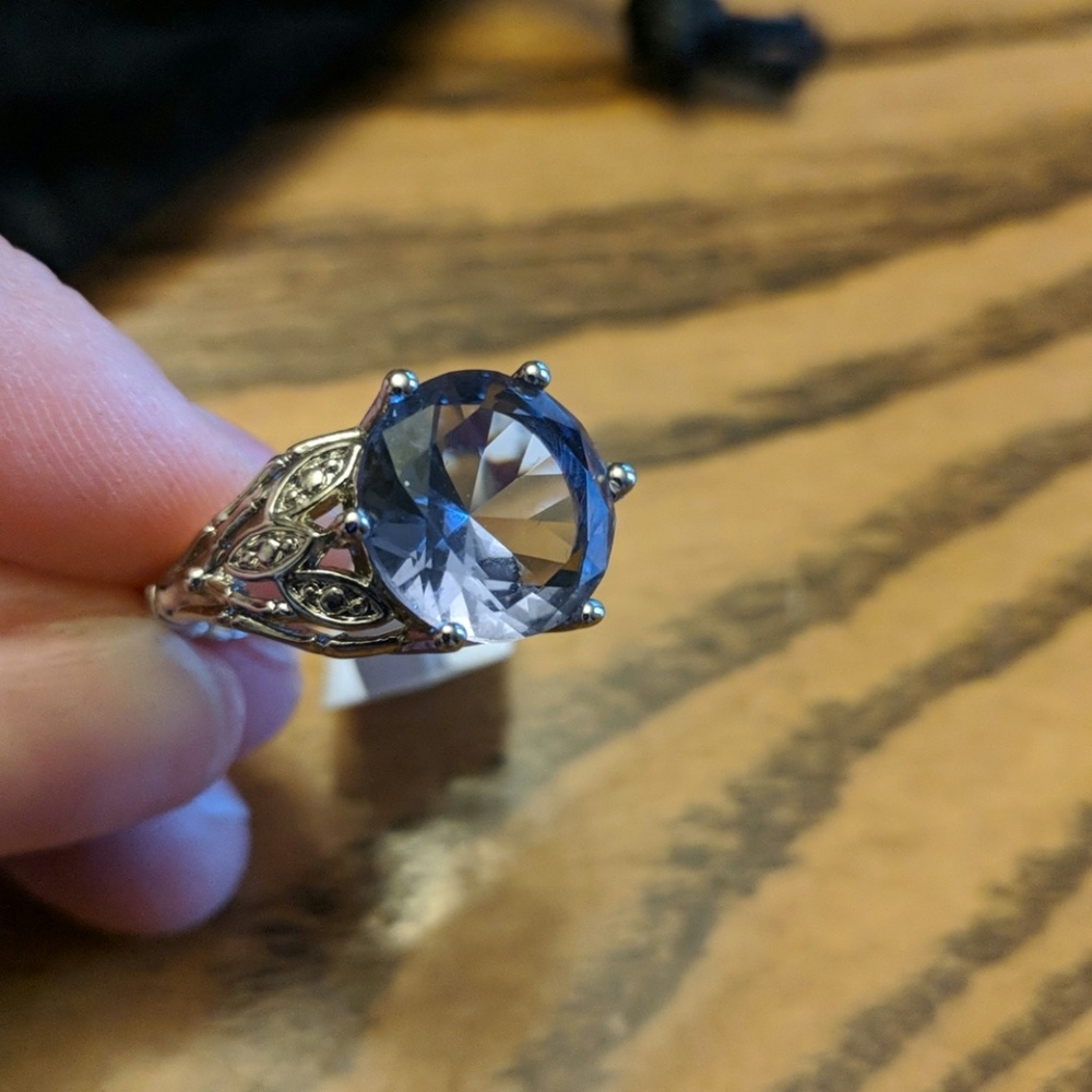 Ring - Picture 2 of 2